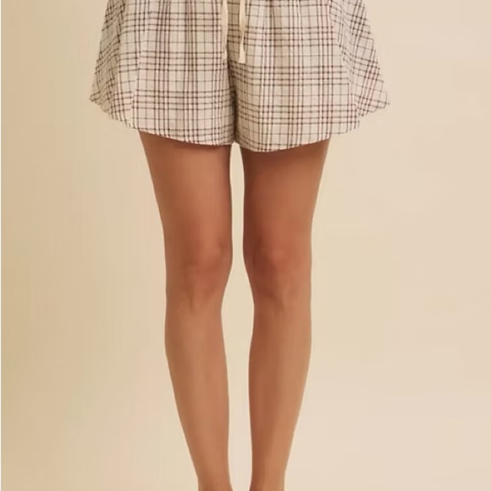 High Waist Plaid Shorts - Cream and Brown